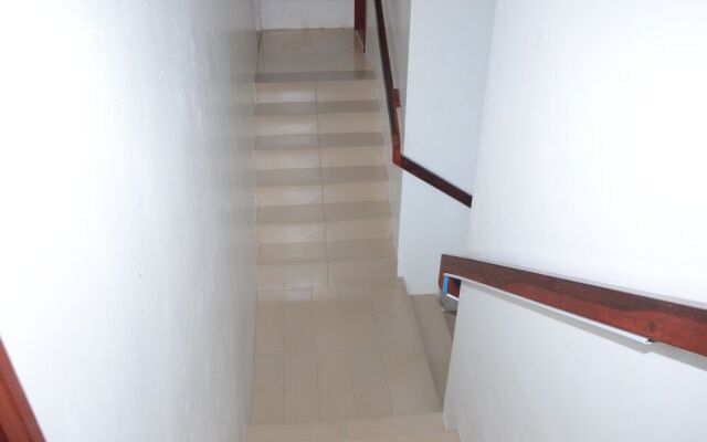 Cornerstay at Dhangethi