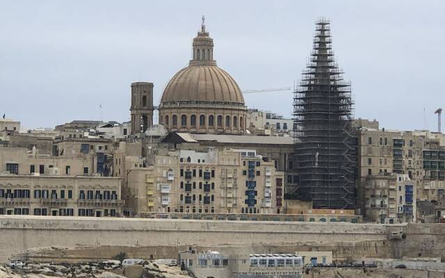 Room in Studio - Studio Apartment With Kitchen in one Room