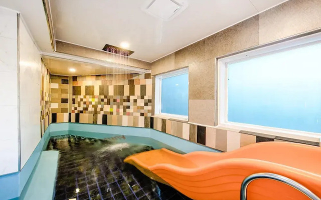 Gapyeong Pogny Kids Poolvilla