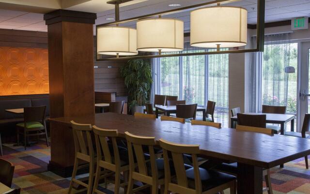 Fairfield Inn & Suites by Marriott Bedford