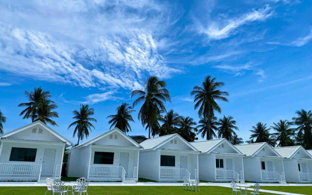 The White Resort