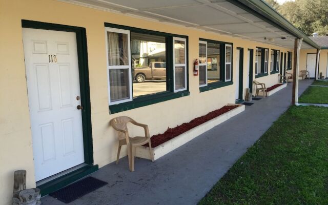 Withlacoochee Motel