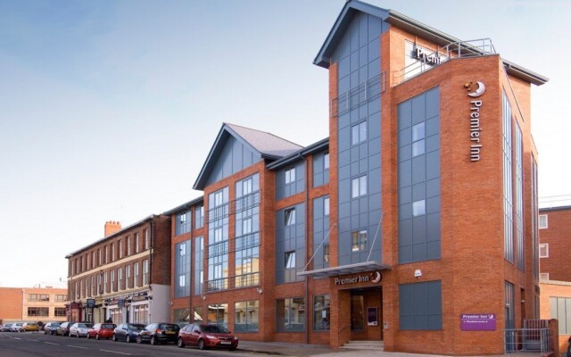 Premier Inn Chester City Centre Hotel