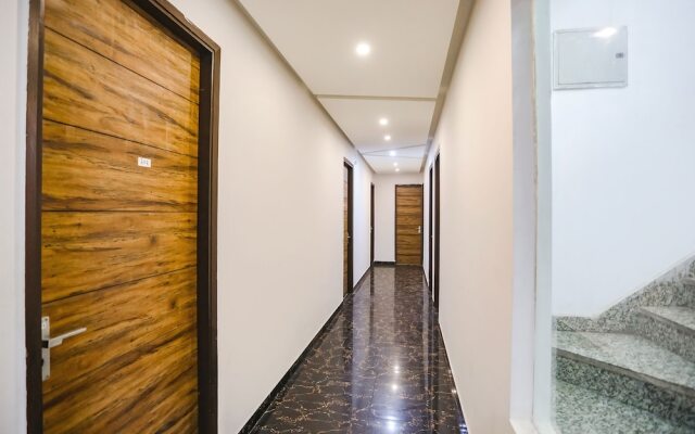 Fabhotel F9 Sector 19