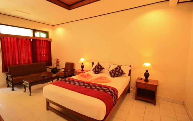Lovina Beach Hotel