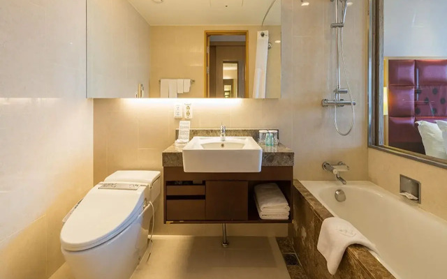 Koreana Hotel