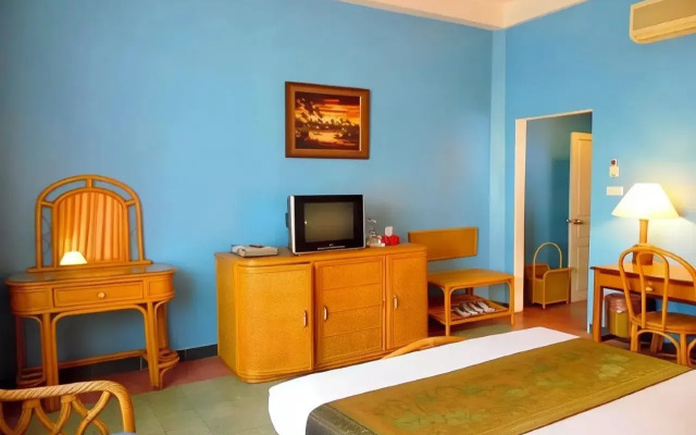 Day Inn Hotel