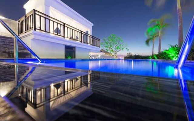 The Blossom Premier Beach Front