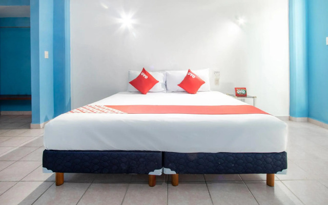 OYO Hotel Estacion,José Cardel,Parque Central Revolución