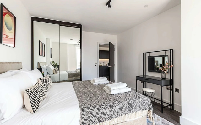 Luxurious West London Apartment