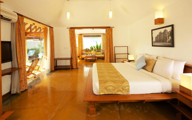 Le Pondy Beach & Lake Resort