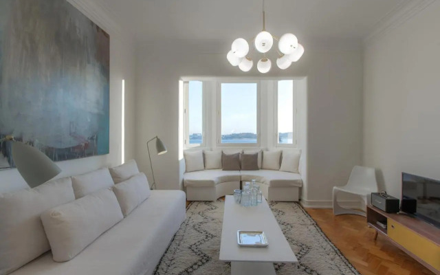 Cabral 5 Stars View