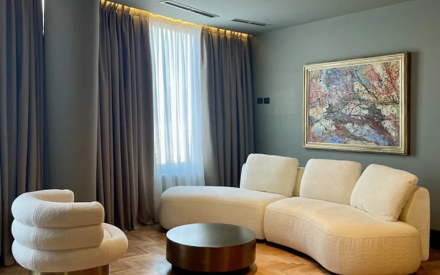Arka Art Hotel