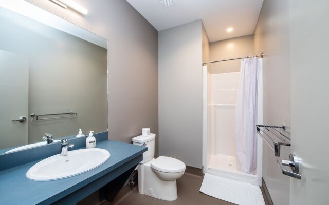 Mountain Shadow Hostel