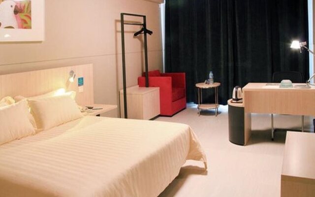 Jinjiang Inn Tiantai New City Centre Bus Station