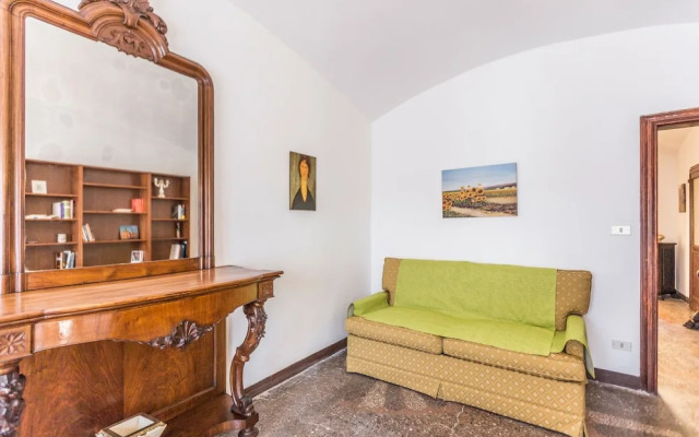 San Mamolo Retreats