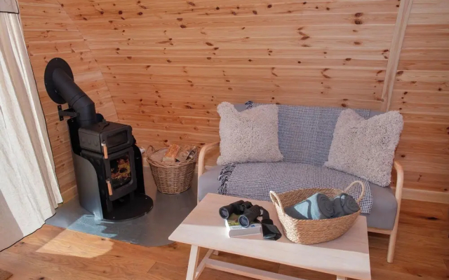 Glamping Pod 5 Shelter