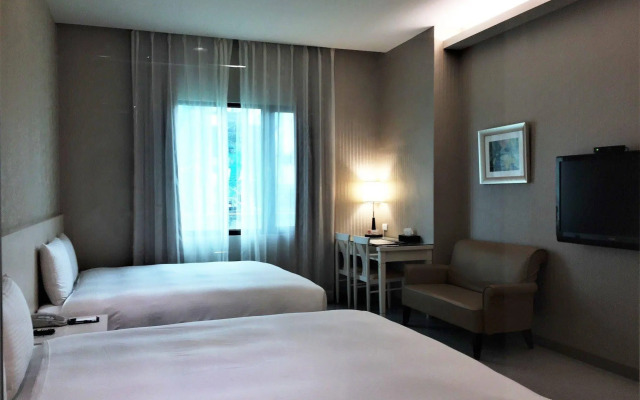 L'arc Hotel