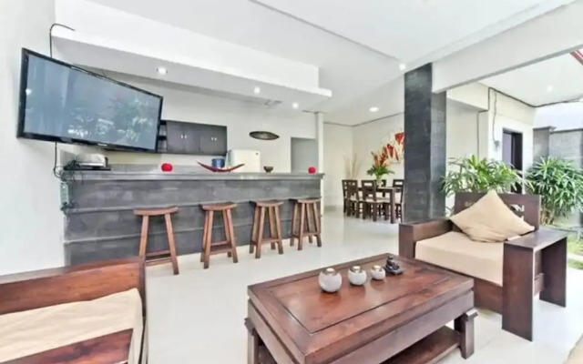 Villa Agung Rakas
