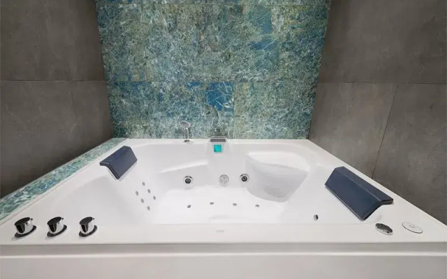 Гостиница у красных ворот