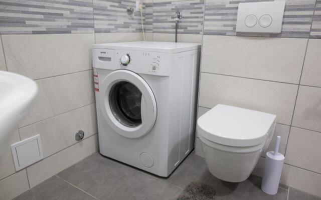 Serious Job Apartment