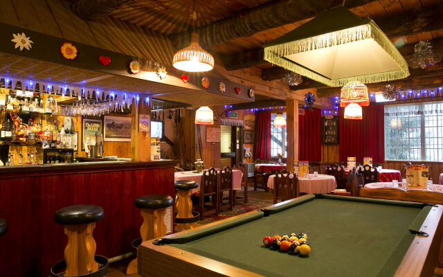 Karelia Alpine Lodge