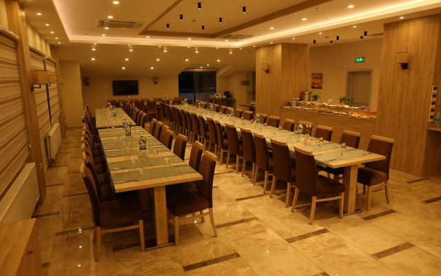 Oytun Park Hotel