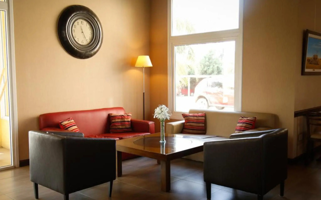 Howard Johnson Trenque Lauquen