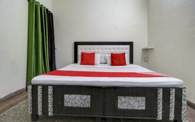 Hotel Yatri Niwas by OYO Rooms