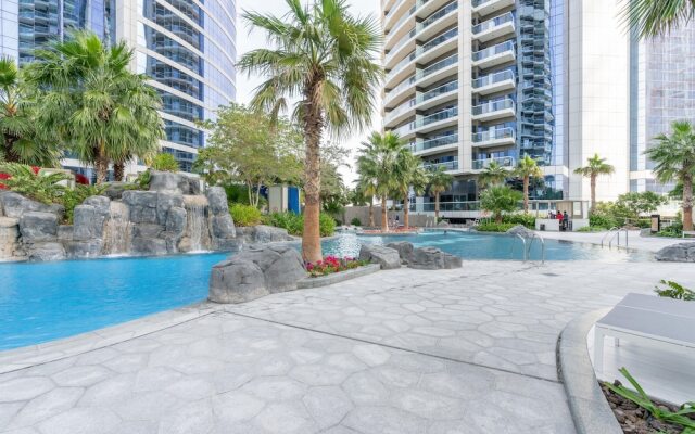 GLOBALSTAY. DAMAC Tower Paramount