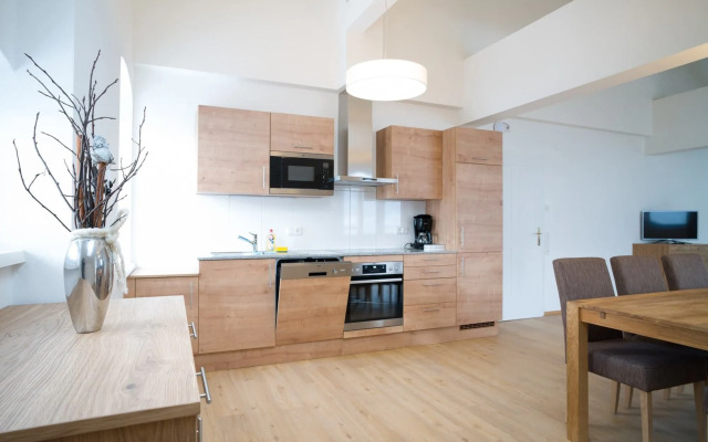 Central Lake View Suites Villa Julia by we rent