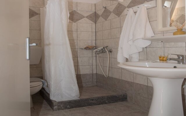 Blue Sky Apartments Malia