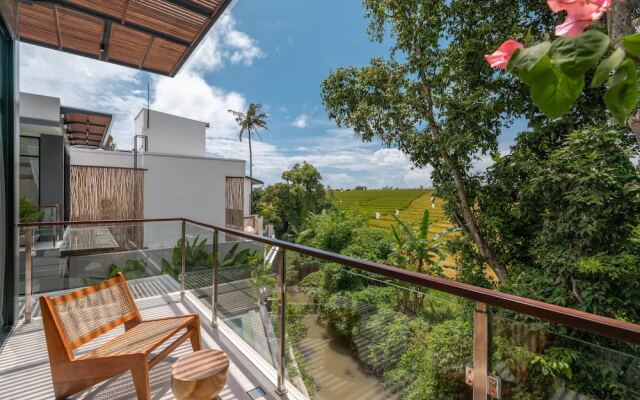 Villa Luna - 4BR in Pererenan
