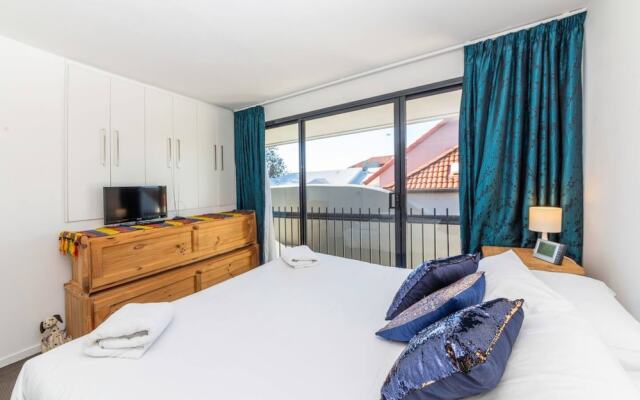 Lovely 1 Bedroom Apartment Close To Cbd