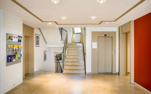 Hotel Rega