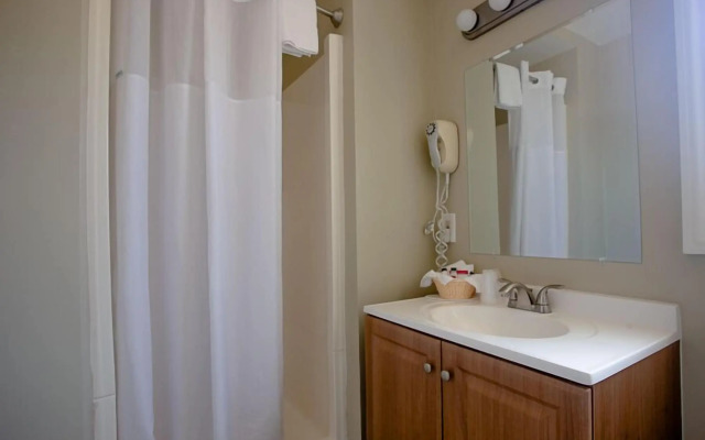 Travelodge Fort Bragg