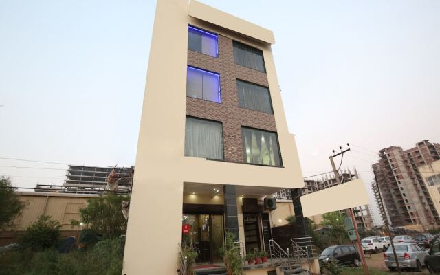 OYO 9956 Hotel Venus