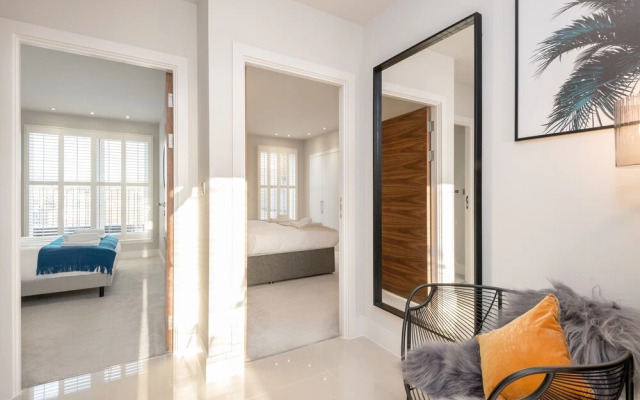 Silver Lining - Penthouse with parking