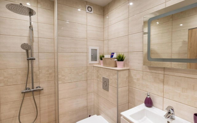 Apartment City View 2