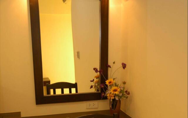 Phromsuk Hotel Ayutthaya