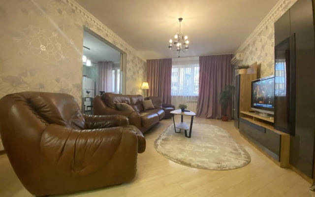 Sutki26 on Dunaevsky Street