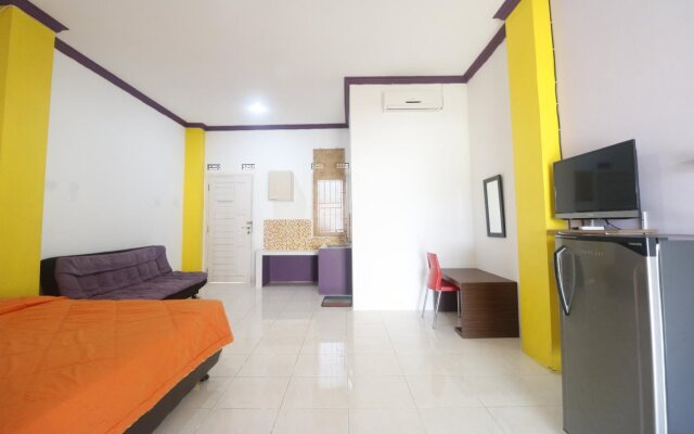 EMWEKA Guest House N Pavillion Balikpapan