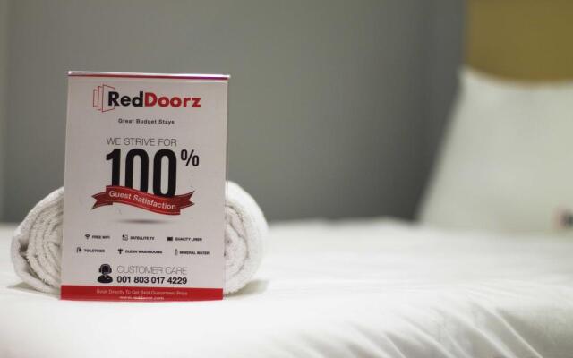 RedDoorz Kupang Baru