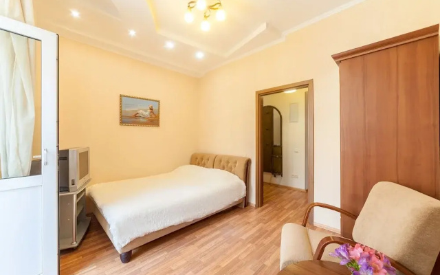Apartment near Opera Theater