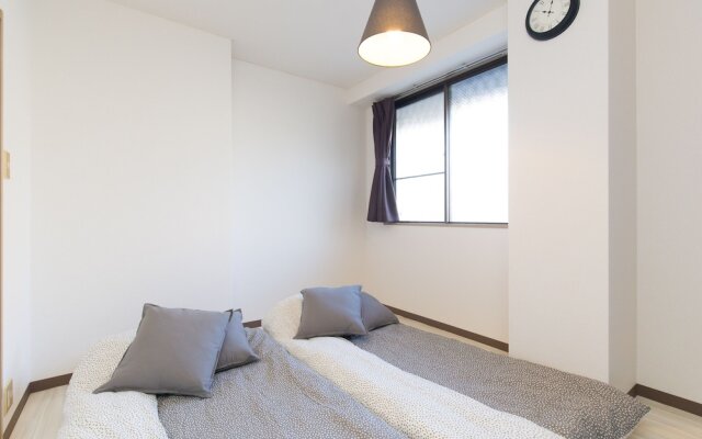 Guesthouse Sunshine Enoki Shin-Fukae