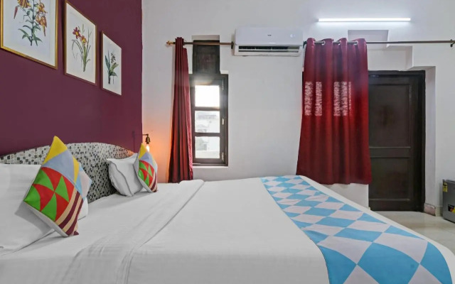 Oyo Flagship 79655 Kailash Inn
