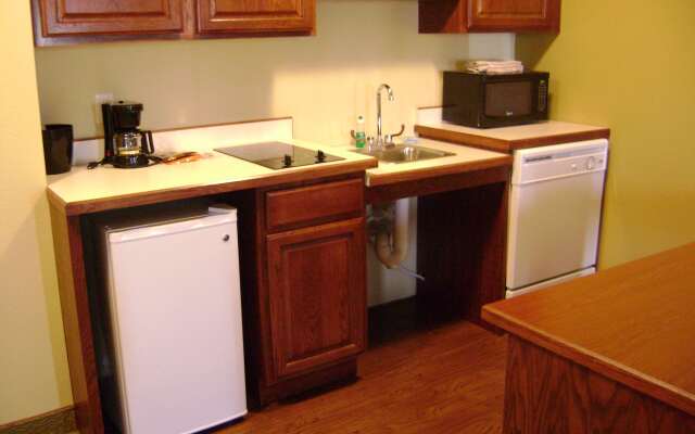 Crossings by GrandStay® - Pipestone