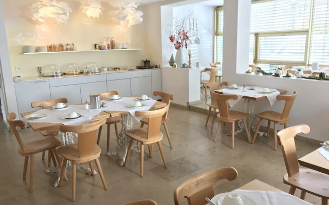 hotelmarchen Garni