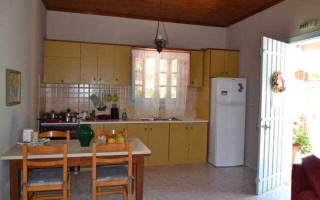 Mihaila seaside: 2 bedroom bungalows Kefalonia