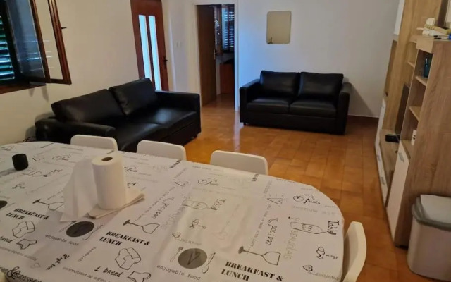 Beachfront House with garden and two terraces